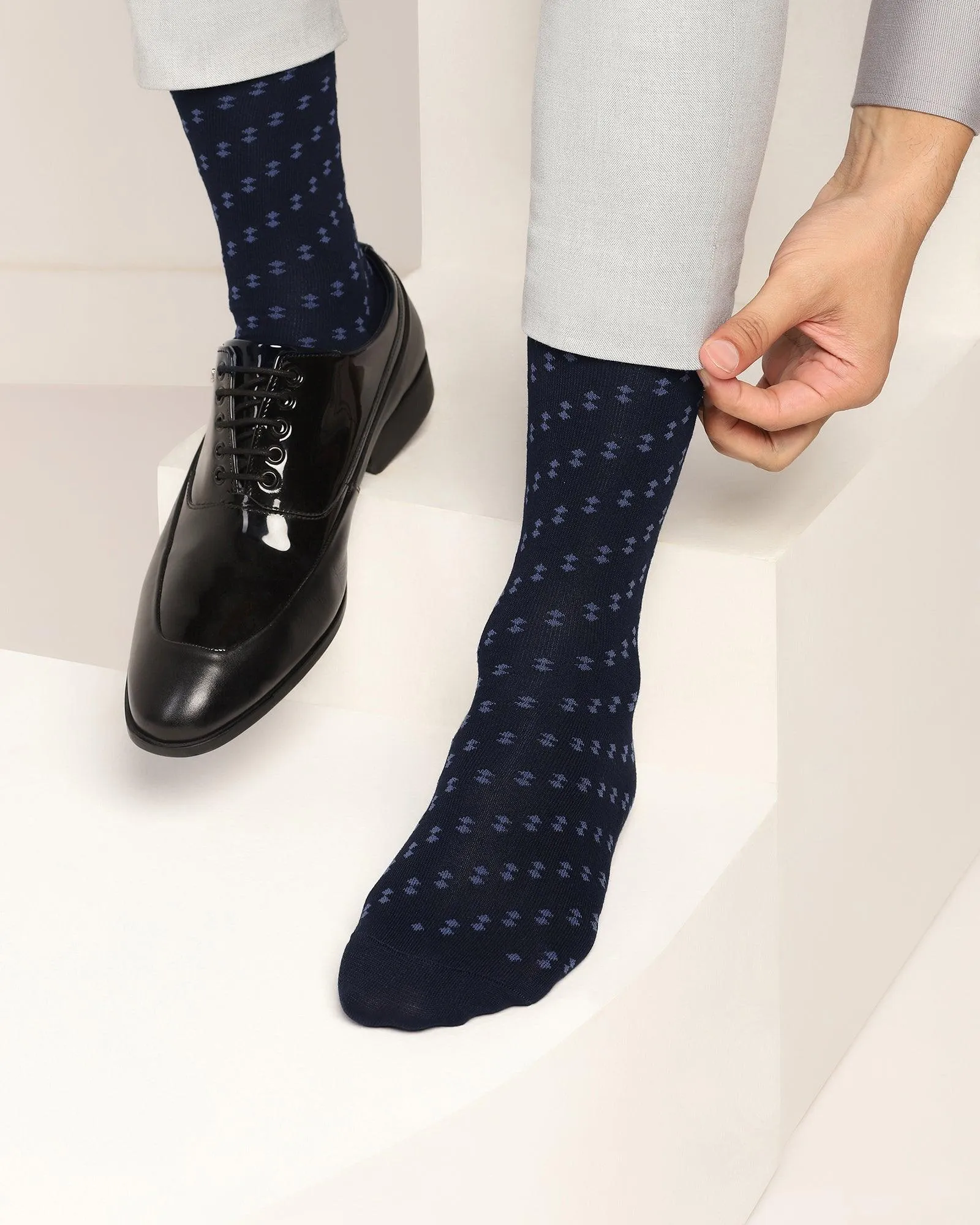 Cotton Dark Navy Printed Socks - Toyo