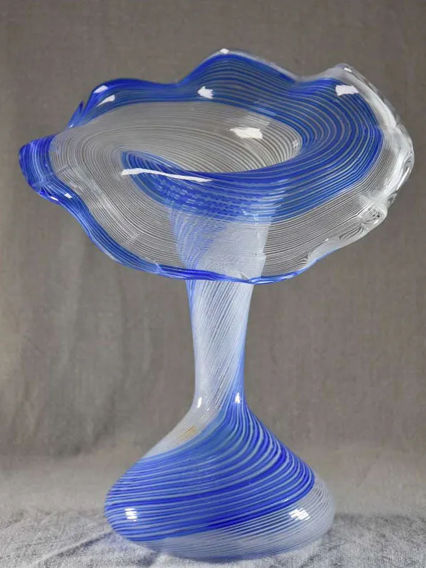 Early twentieth-century Italian glass vase 10¾"