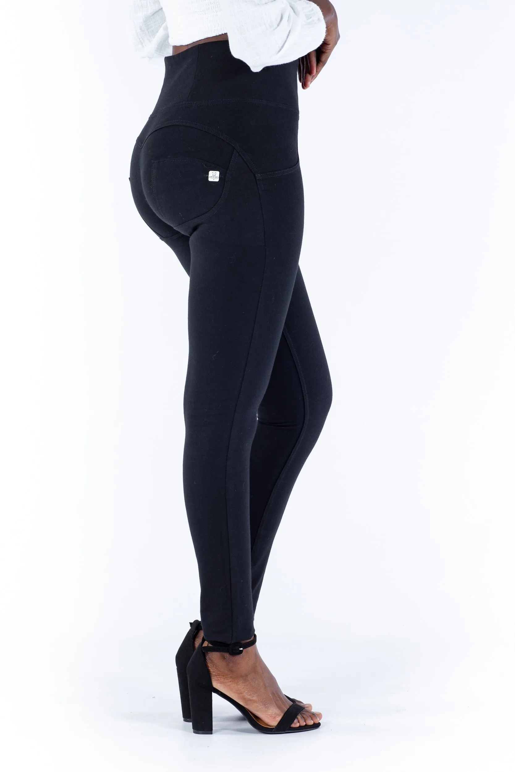 High waist Butt lifting Shaping pants - Black