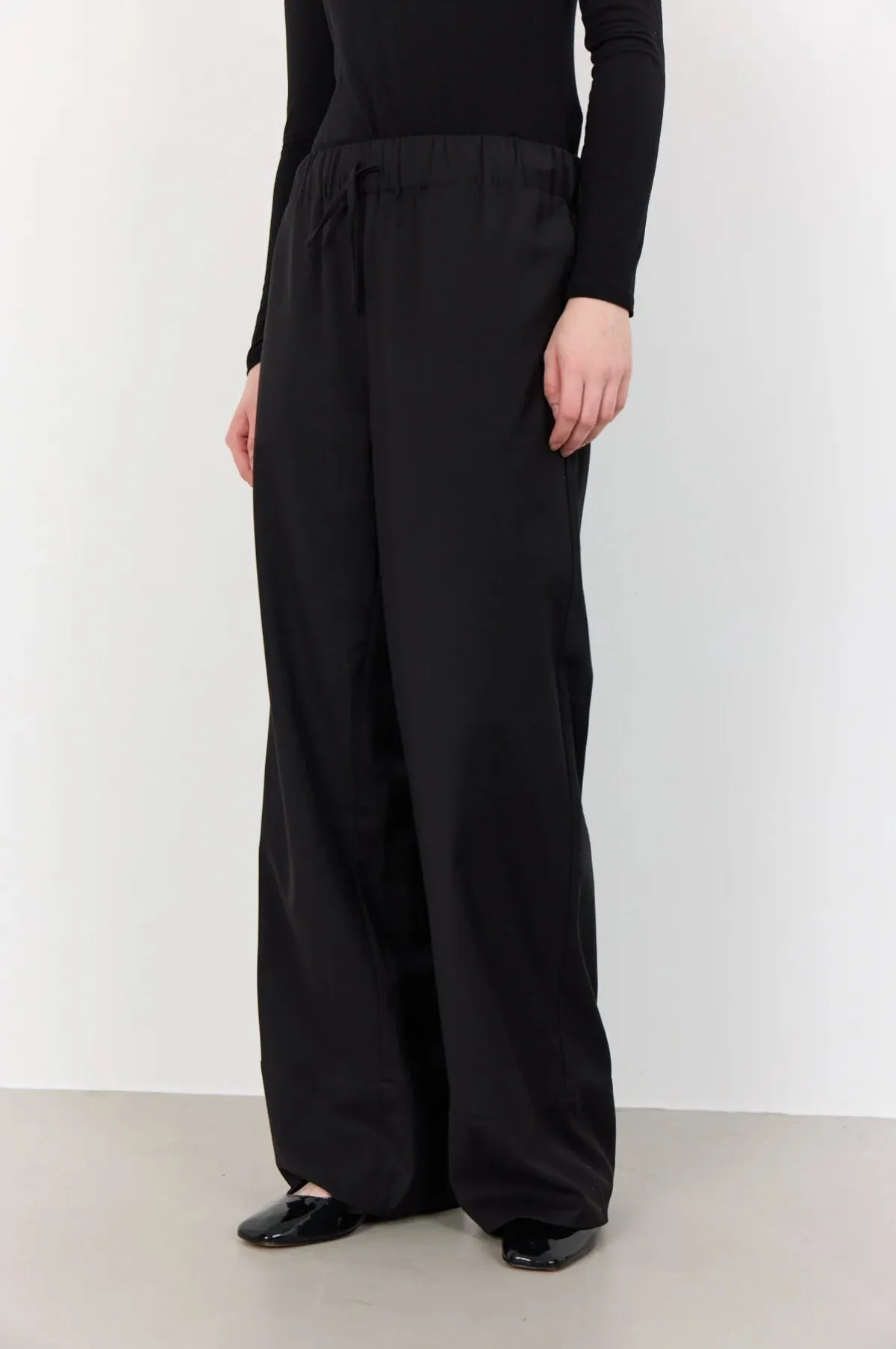 Jaima Pants Black