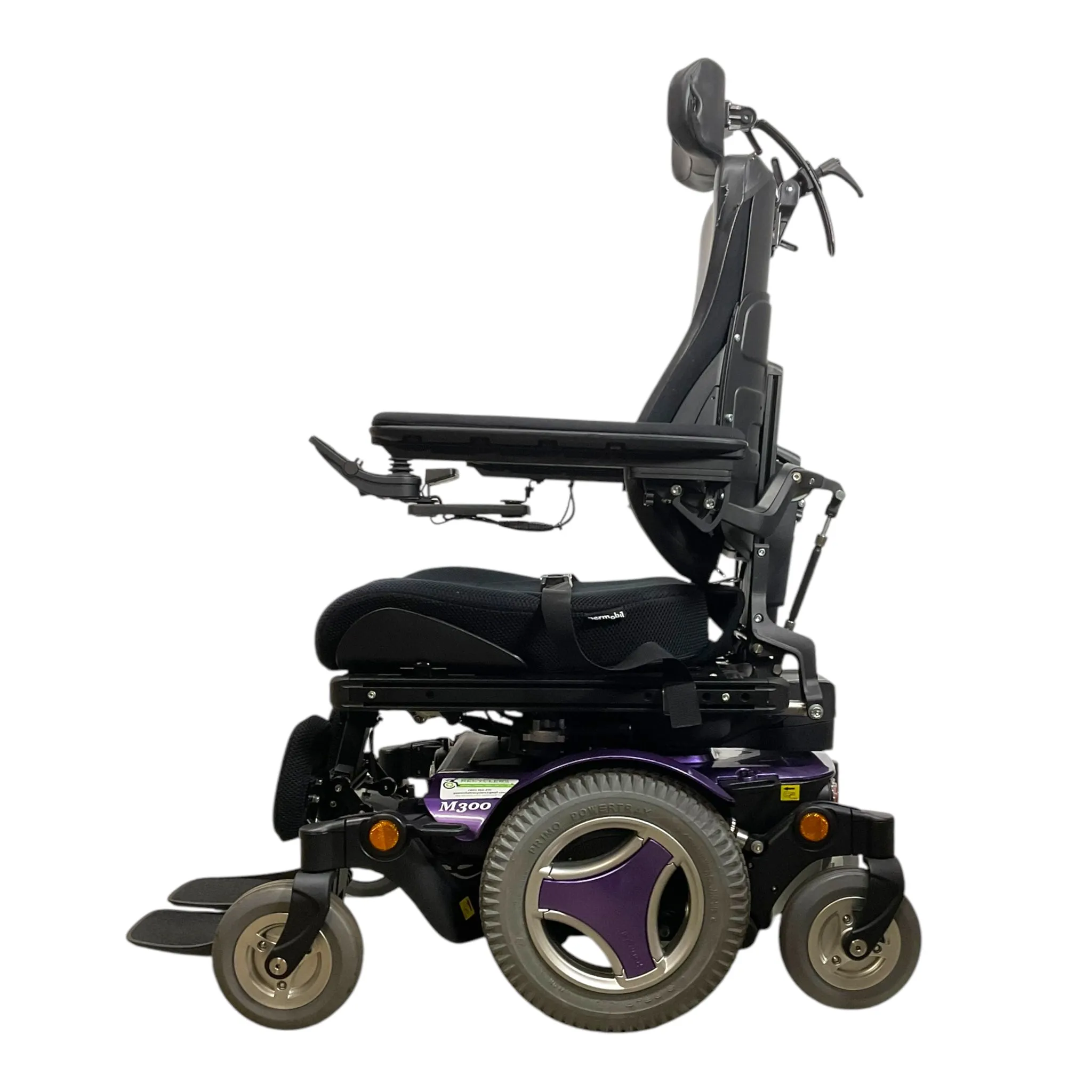 Permobil M300 Power Wheelchair | 18 x 19 inch Seat | Seat Elevate | Only 31 Miles!