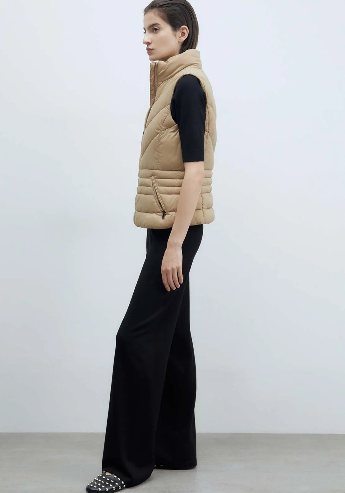 Plain Short Gilet - Camel