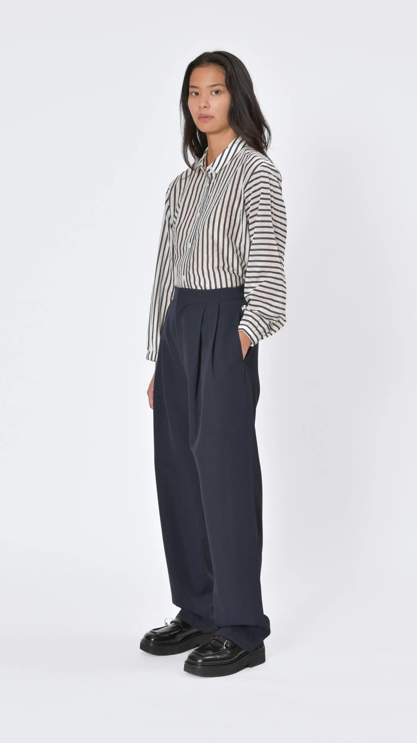 Pleated Pant in Navy