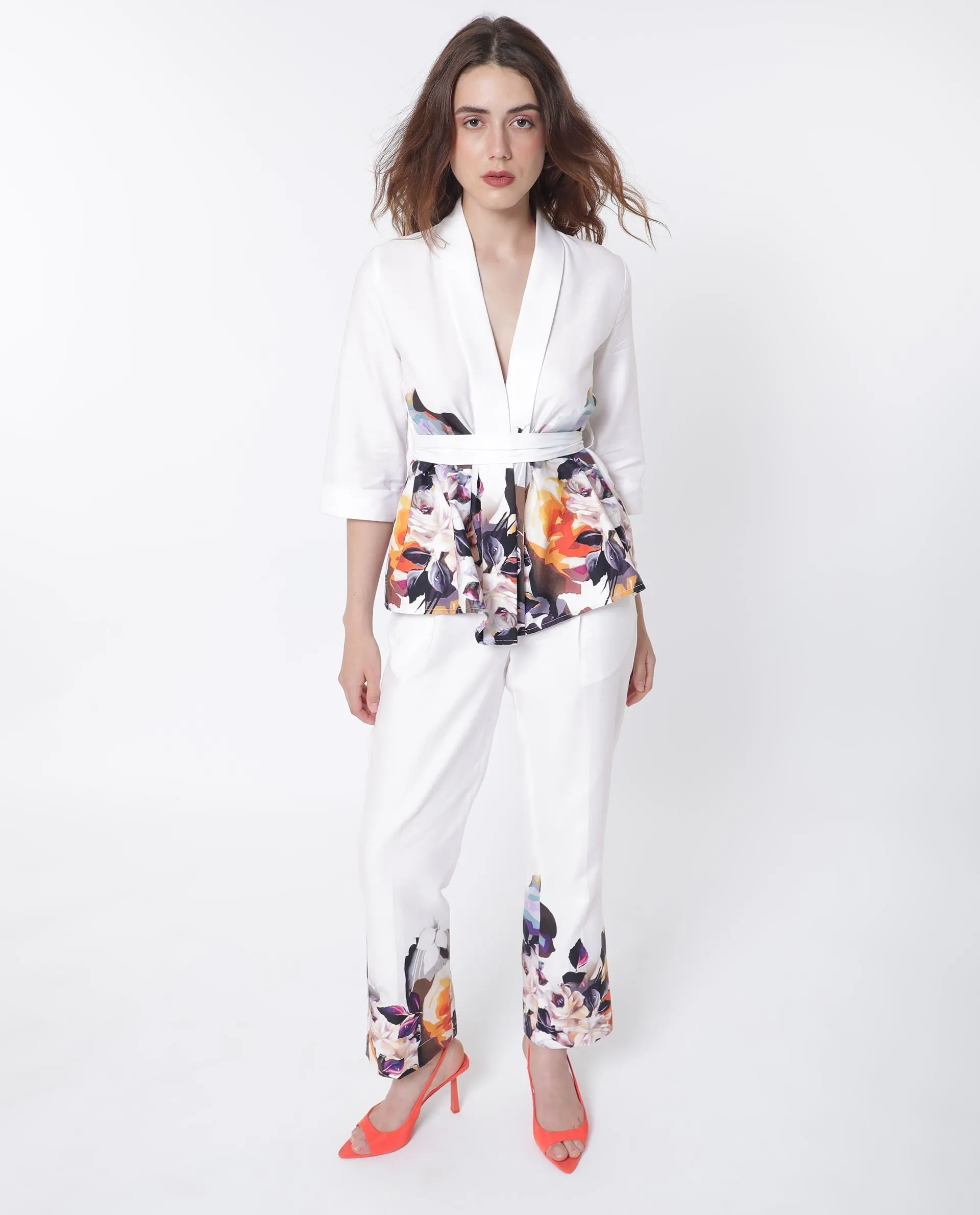 Rareism Women Weigen White Cotton Fabric Relaxed Fit Floral Print Ankle Length Trousers