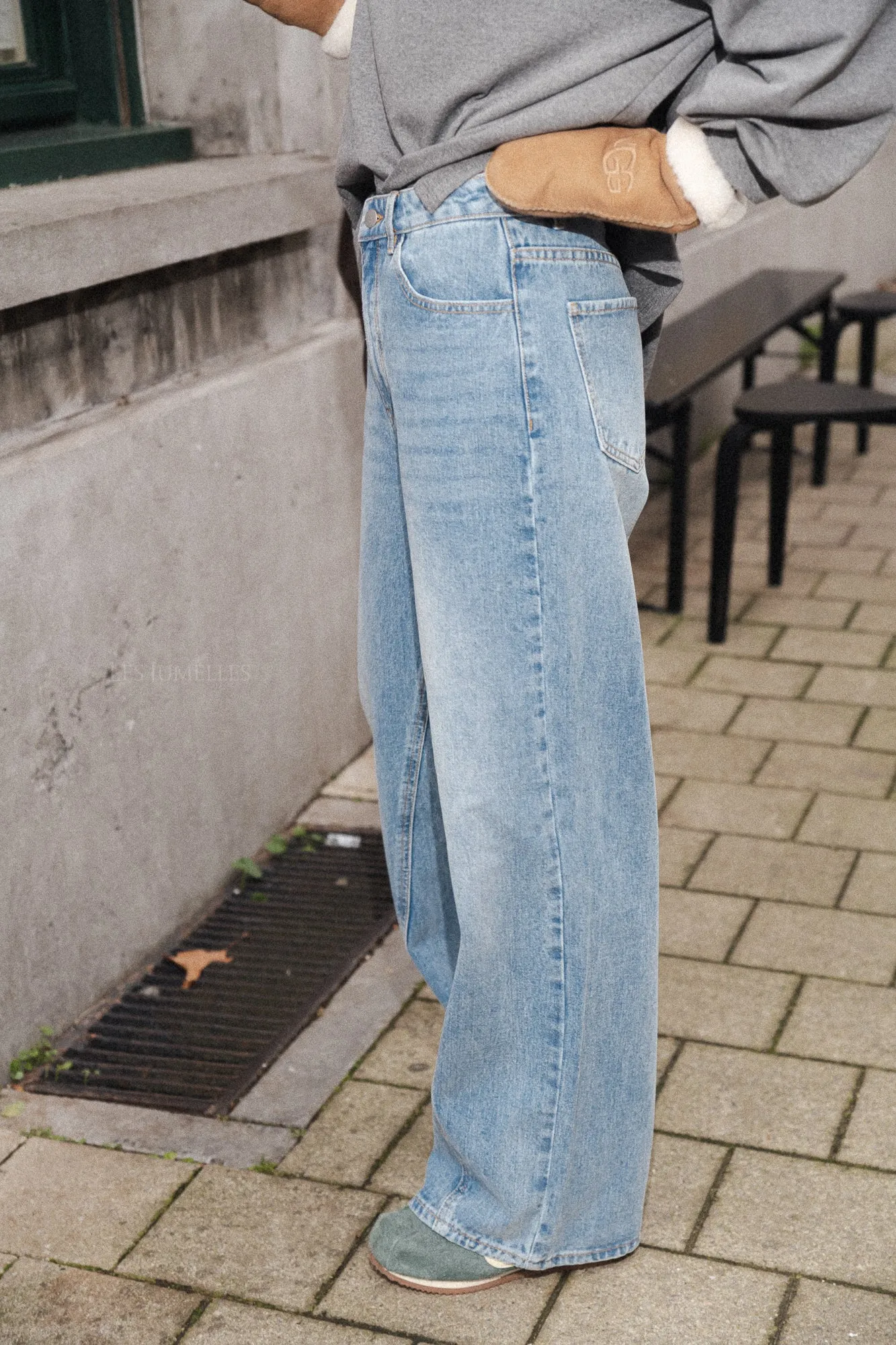 VIAbila HW loose jeans light blue denim