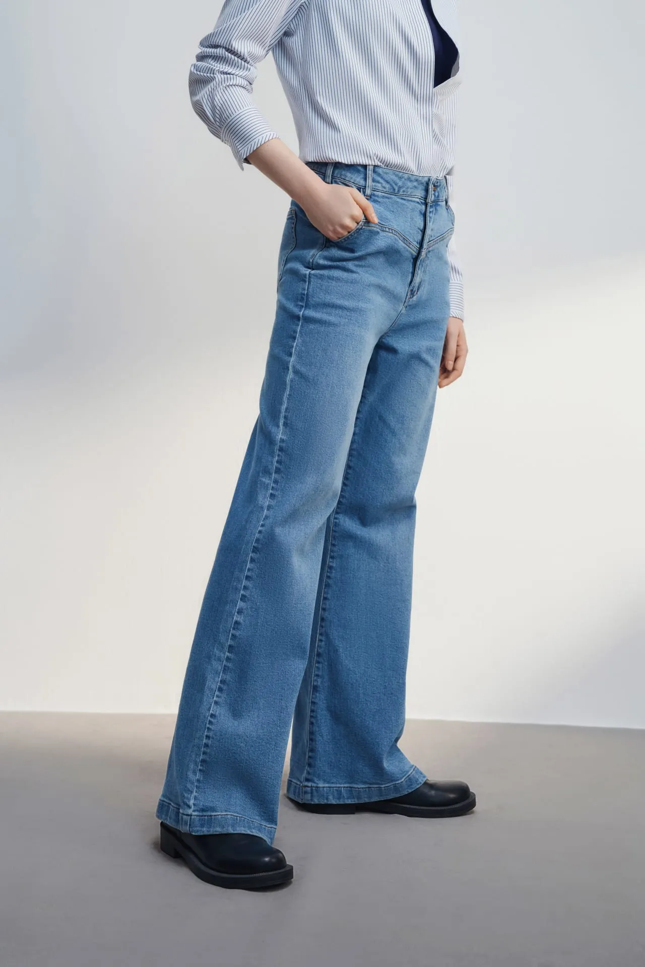 Wide Leg Jeans