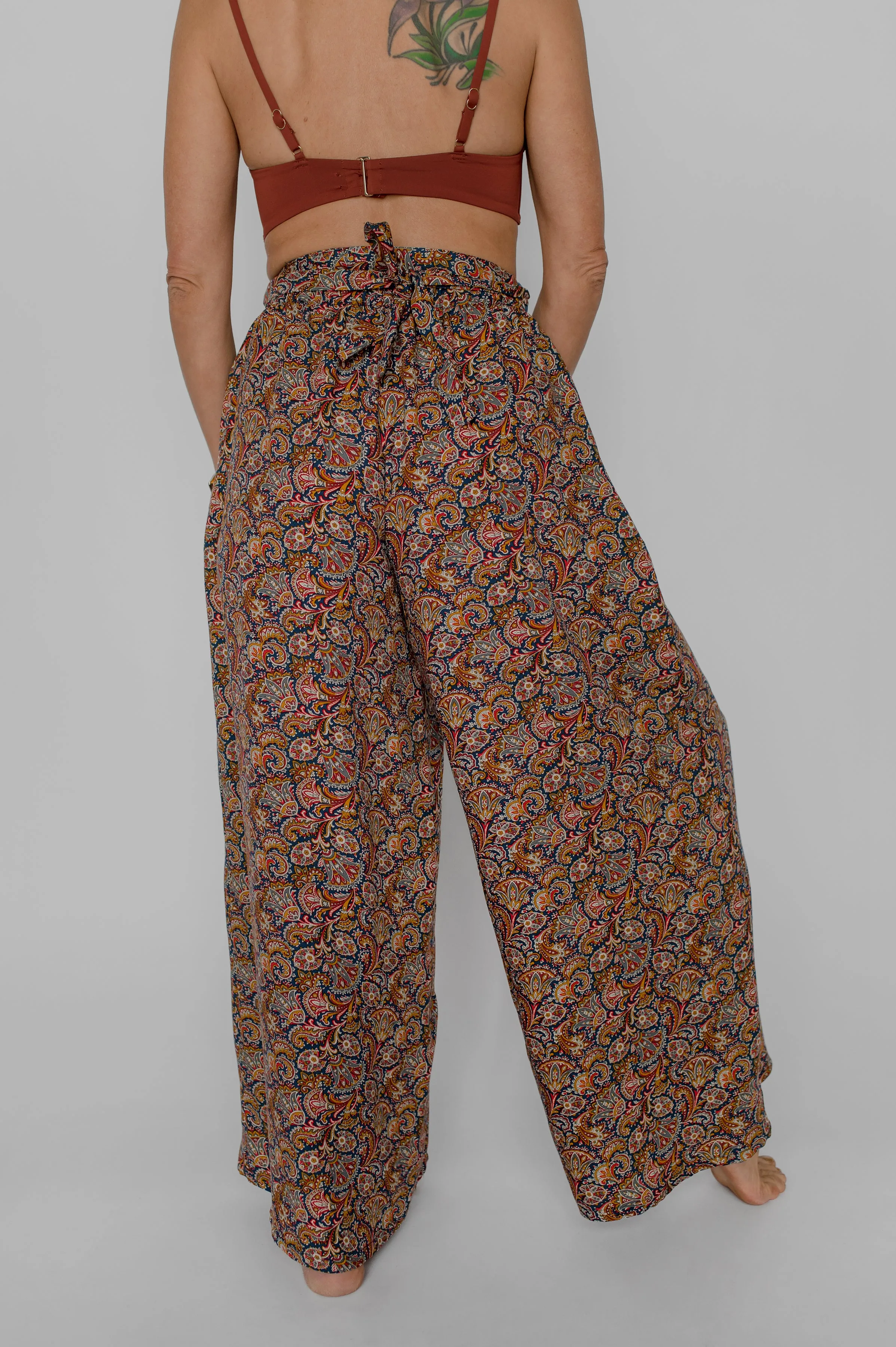 Wide leg trousers