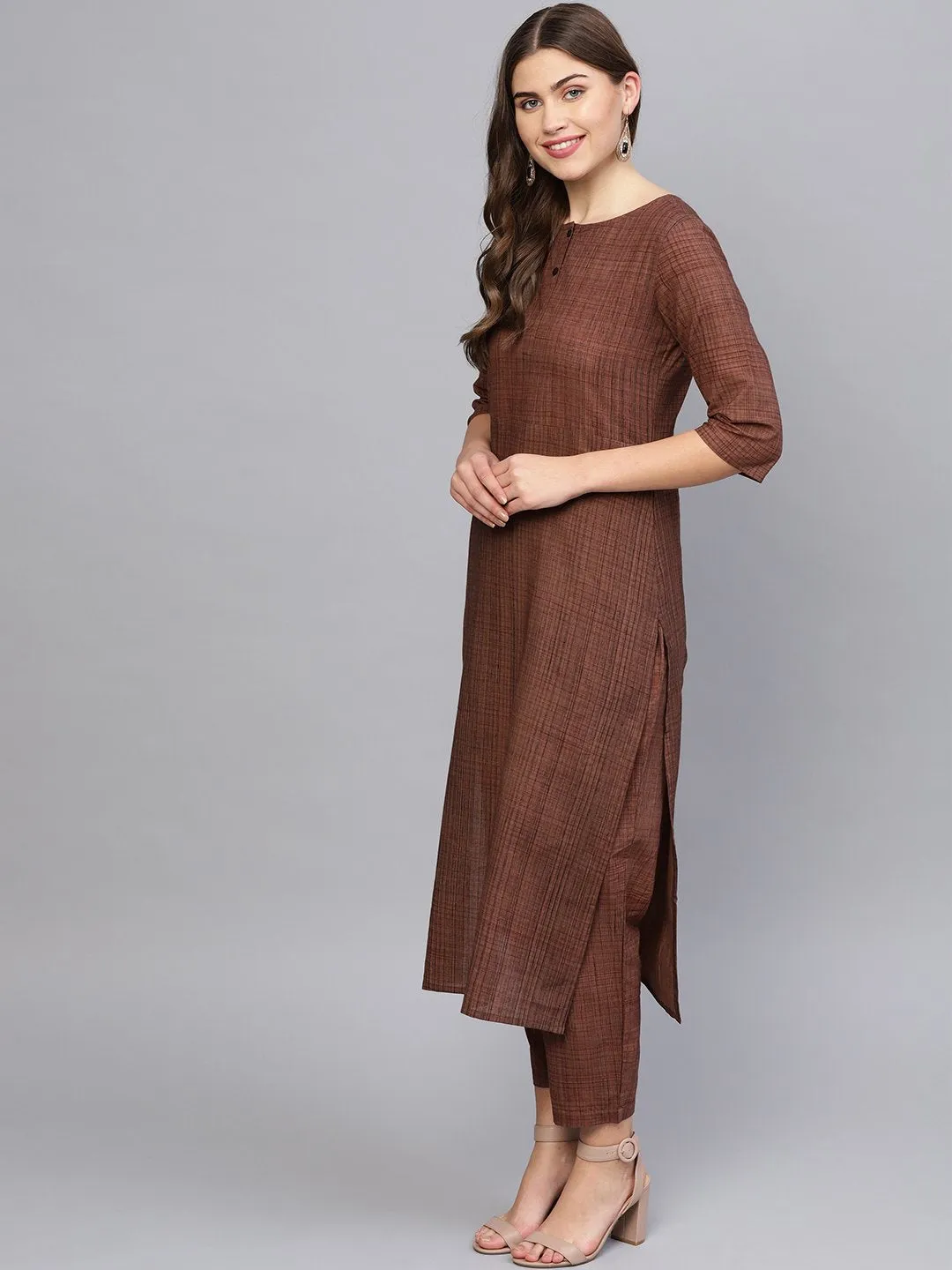 Women Brown Printed Kurta With Trousers